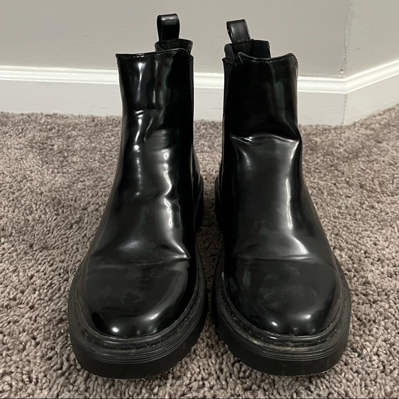 Black Ankle Rain Boots - Picture 3 of 7